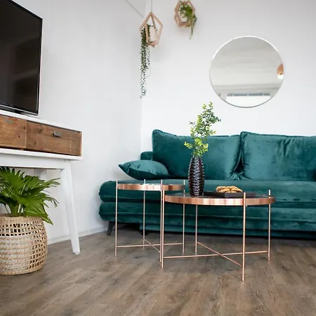 Апартаменти Modernes Mit Tollem Blick Ueber Stadt Аугсбург