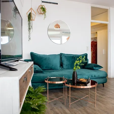 Modernes Mit Tollem Blick Ueber Stadt Апартаменти Аугсбург