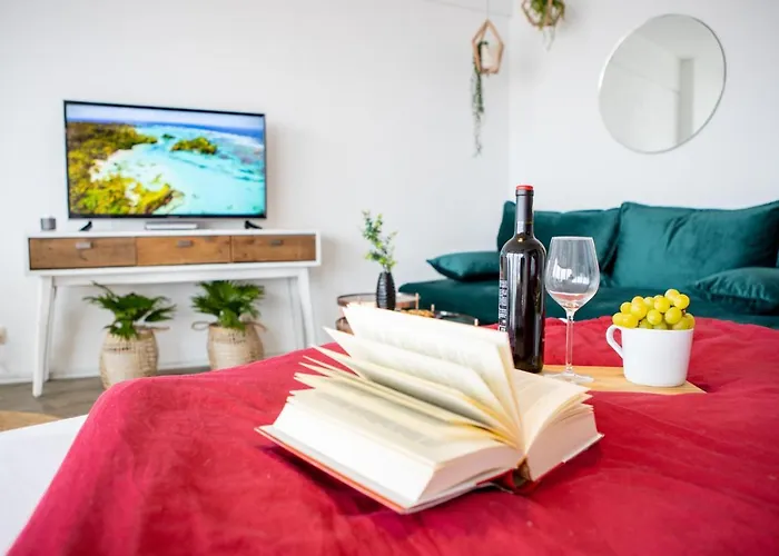 Modernes Mit Tollem Blick Ueber Stadt 奥格斯堡